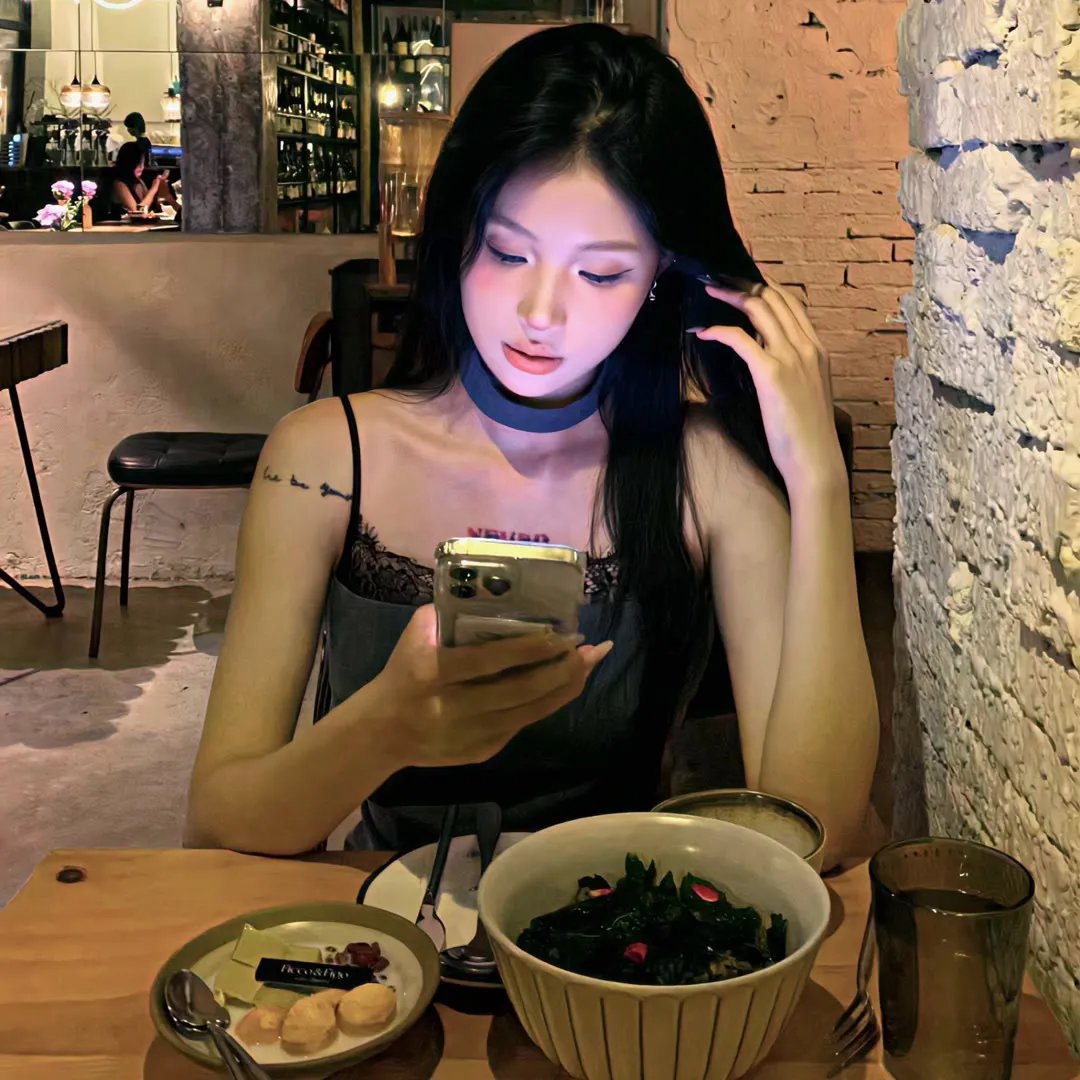 顾盼生香
